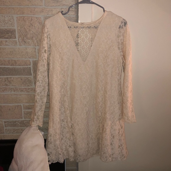 Abercrombie & Fitch Dresses & Skirts - Off White lace dress